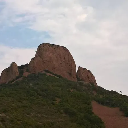 Et Son Rooftop Panoramique Prive, Antheor, Raphael, Et Gare A Pieds Saint-Raphael (Var)