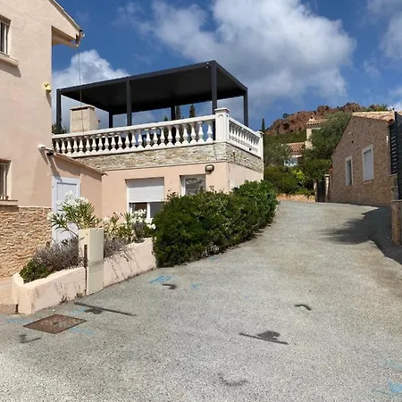 Et Son Rooftop Panoramique Prive, Antheor, Raphael, Et Gare A Pieds Saint-Raphael (Var)