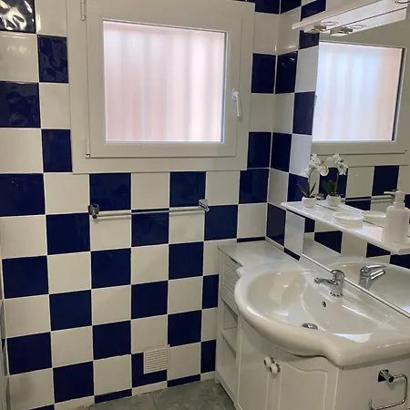 Appartement Et Son Rooftop Panoramique Privé, Anthéor, Raphaël, Et Gare à Pieds Saint-Raphaël