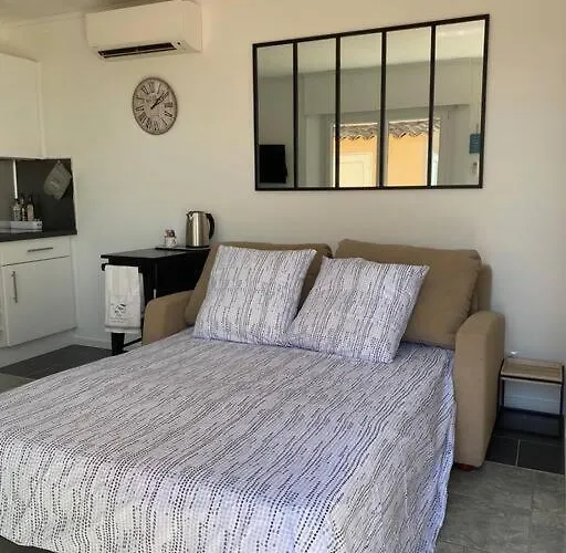 Et Son Rooftop Panoramique Prive, Antheor, Raphael, Et Gare A Pieds アパート