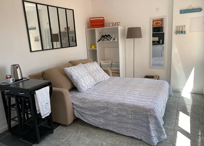 Et Son Rooftop Panoramique Privé, Anthéor, Raphaël, Et Gare à Pieds Apartamento Saint-Raphaël